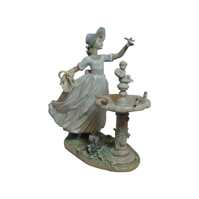 Lladr Figurine: 6106 Spring Joy