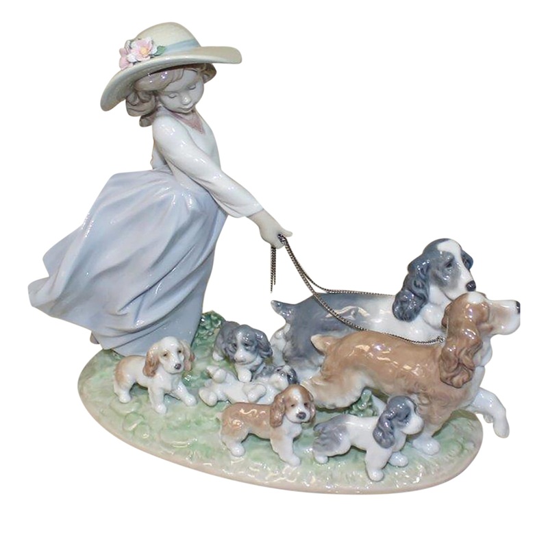 Lladr Figurine: 6784 Puppy Parade