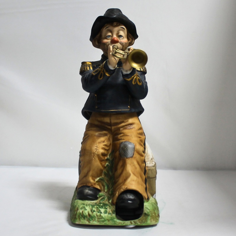 Melody In Motion: Hobo Willie On Parade Animated Musical Figurine | Trombone