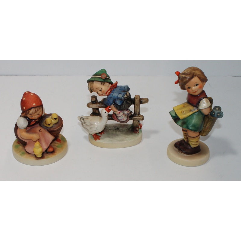 Hummel Figurine Lot Barn Yard Hero, Chick Girl, Bashful   (AP 1581 )