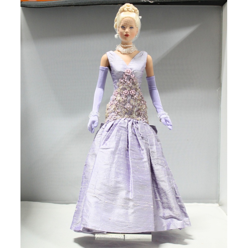 Robert Tonner Limited Edition Iris Doll