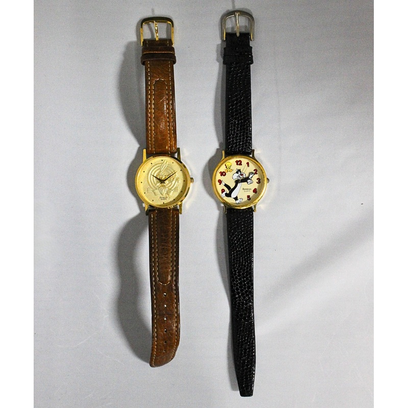 Lot of 2: Warner Brothers Looney Tunes Watch Set | Needs batteries