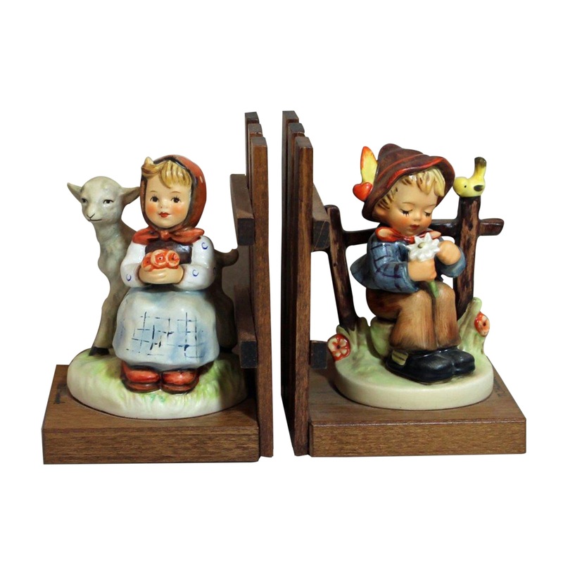 Hummel Figurine: Good Friends & She Loves me - Bookends - 251/A+B