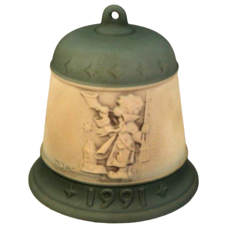 Hummel Figurine: Hear Ye Hear Ye - 777