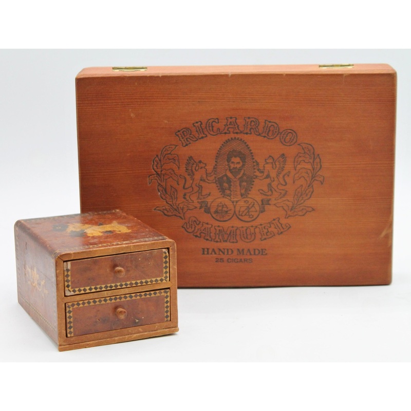 Lot of 2: Scottie Dog Cigarette Dispenser & Ricardo Cigar Box