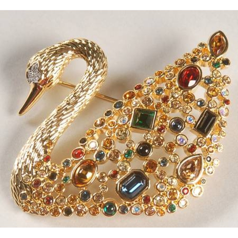 Swarovski Figurine: 0004418 Centerary Swan Brooch