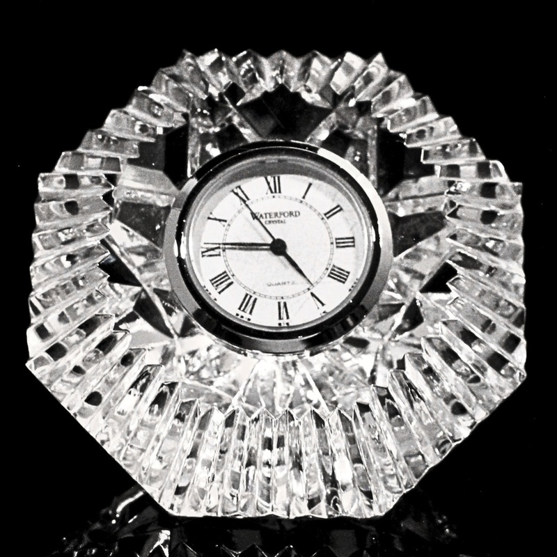 Waterford Quartz: Lismore Diamond Diamond Paperweight Clock | No Box, 3.25"