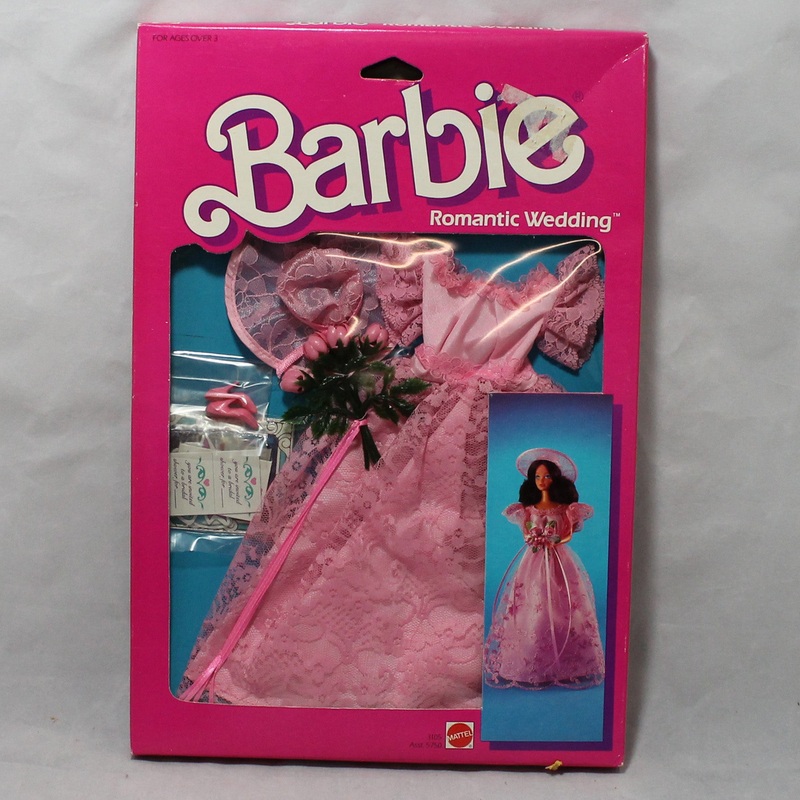 Barbie Romantic Wedding Fashions - Set of 2