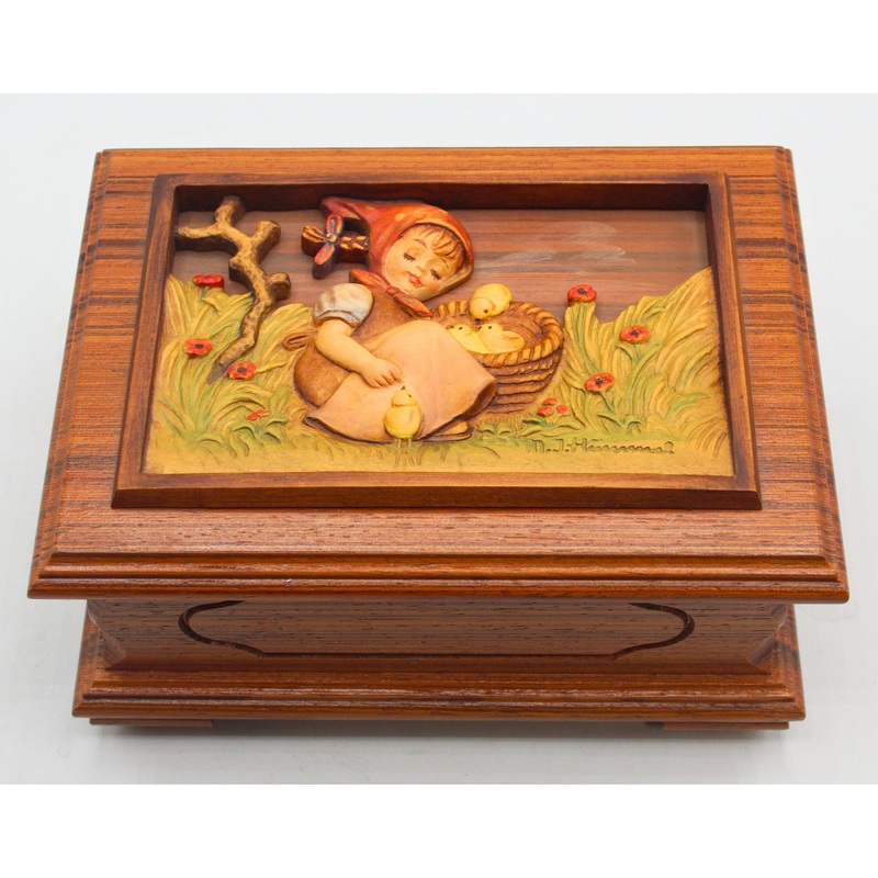 Hummel Chick Girl Music Box | Please Read