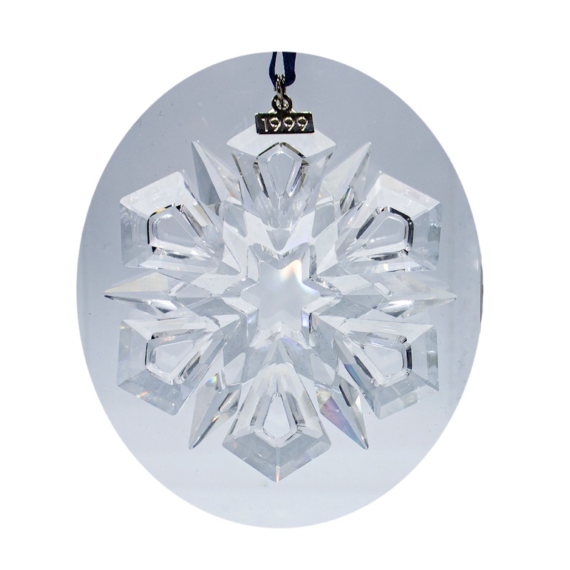Swarovski Ornament: 235913 Christmas Snowflake - 1999
