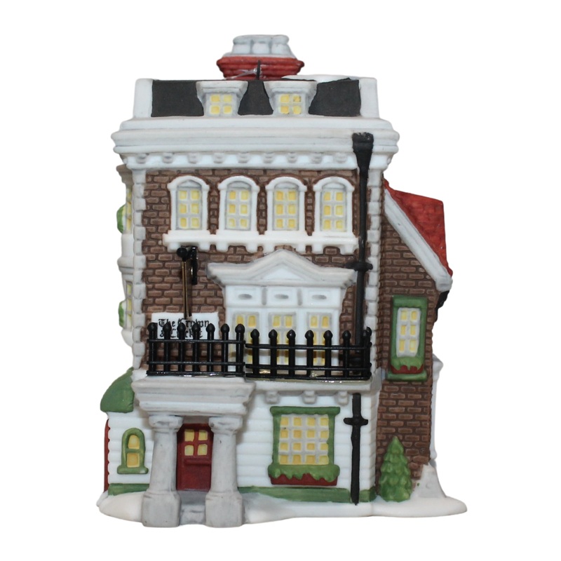 Department 56: 98730 The Crown & Cricket Inn