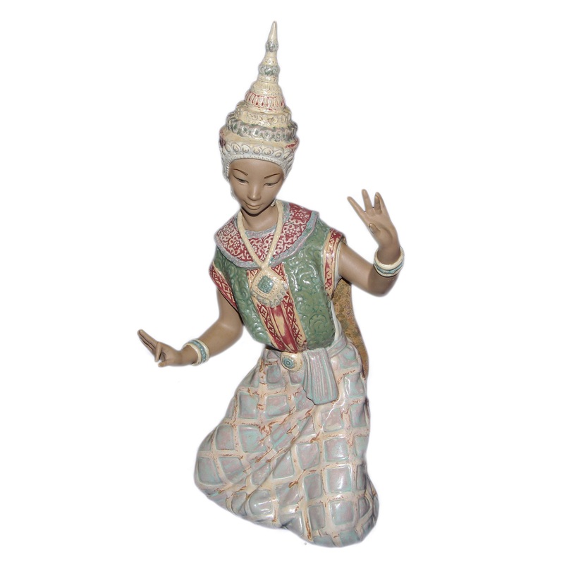 Lladr Figurine: 12069 Thai Dancer
