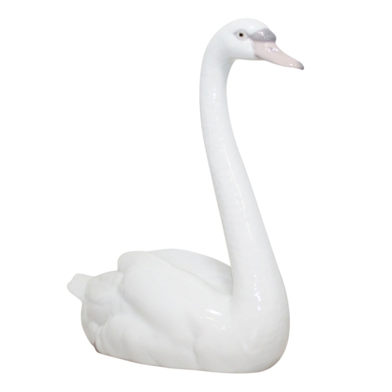 Lladr Figurine: 5230 Graceful Swan