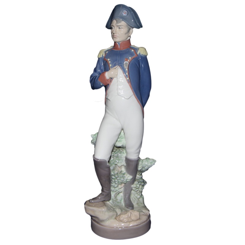 Lladr Figurine: 5338 Napoleon Bonaparte