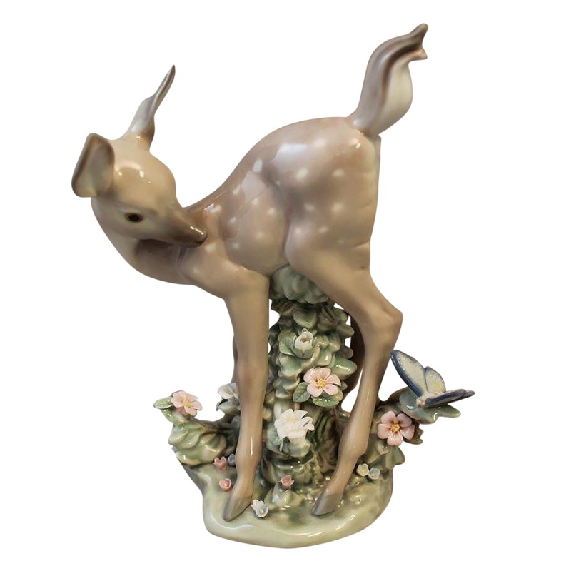 Lladr Figurine: 5672 Hi There!!