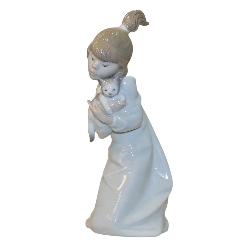 Lladr Figurine: 5712 Sleepy Kitten