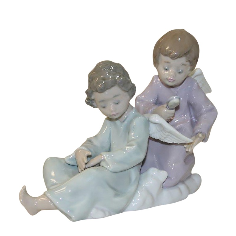 Lladr Figurine: 5727 Angel Care