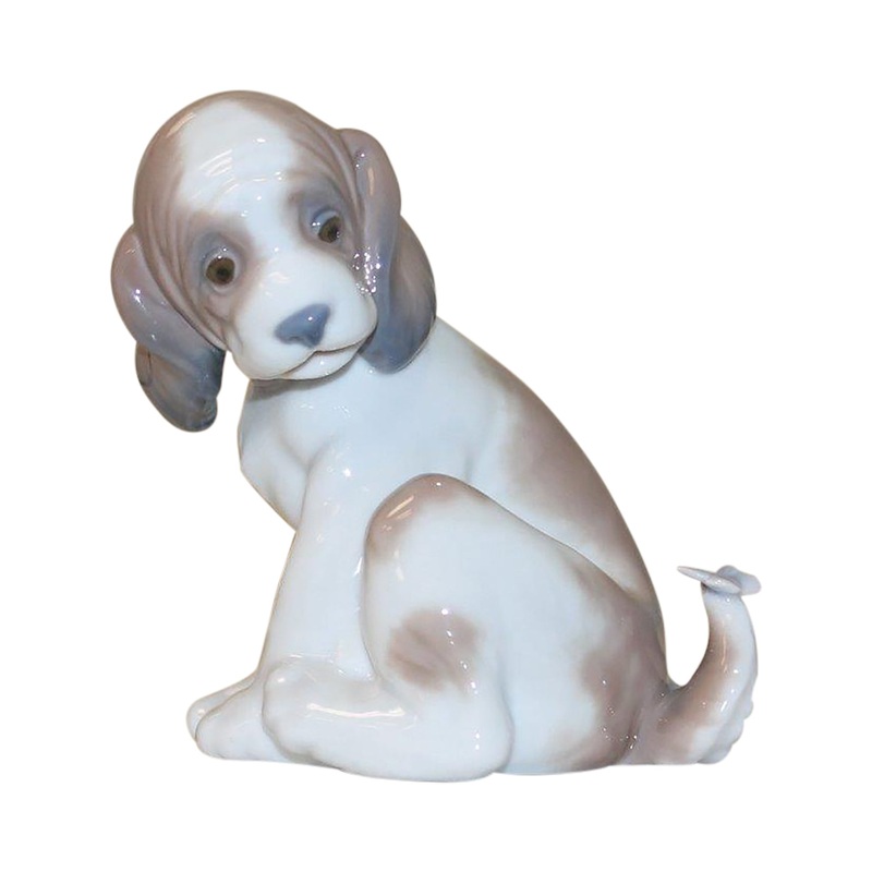 Lladr Figurine: 6210 Gentle Surprise