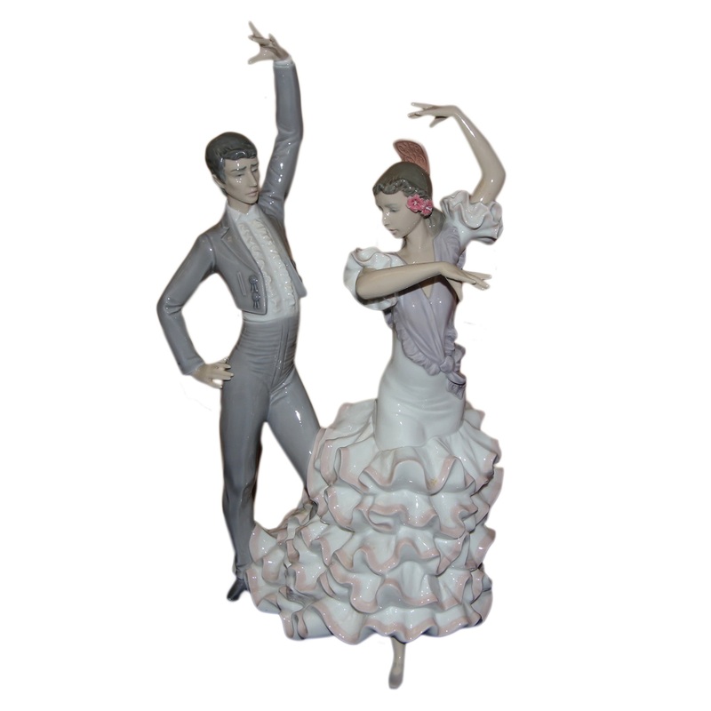 Lladr Figurine: 6387 A Passionate Dance