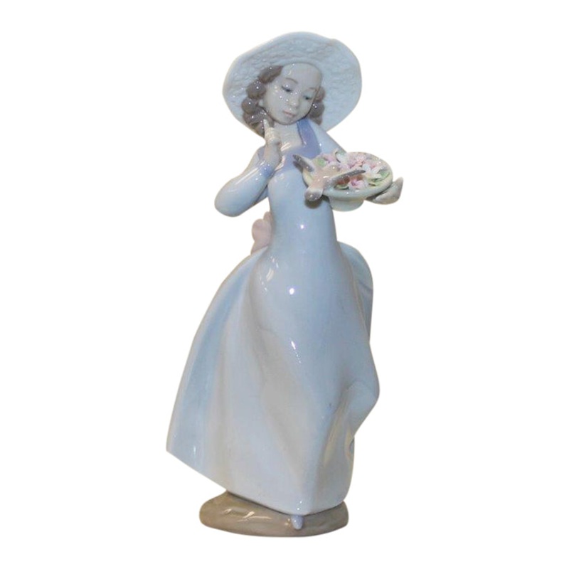 Lladr Figurine: 6439 Caught in the Act