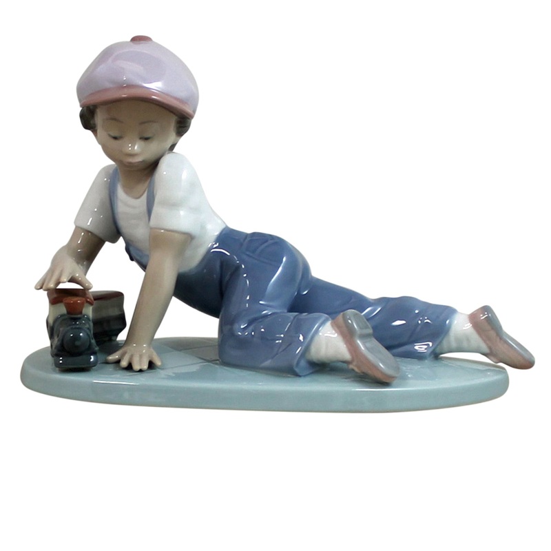 Lladr Figurine: 7619 All Aboard
