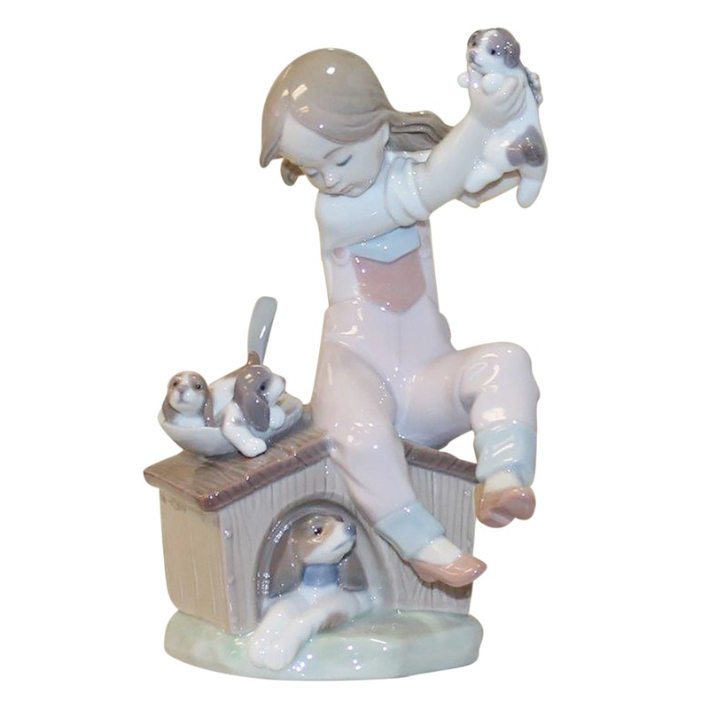 Lladr Figurine: 7621 Pick of the Litter