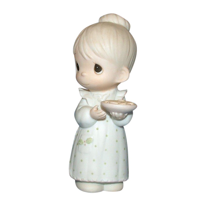 Precious Moments: 015776 May You Have the Sweetest Christmas | Family Christmas Scene