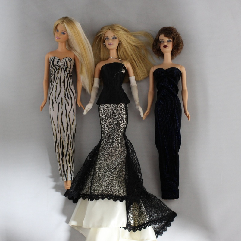 Lot of 3: Vintage set of Barbie dolls