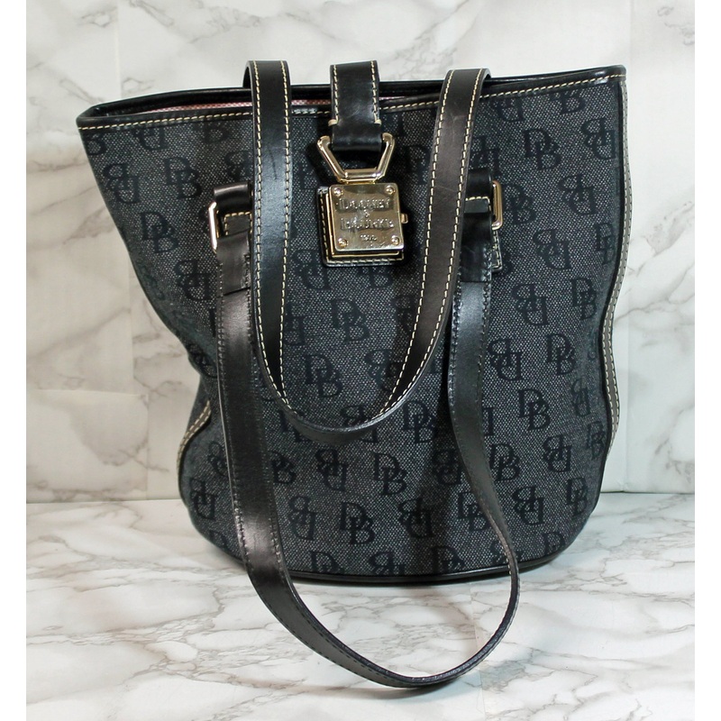 Dooney & Bourke Purse: Black Signature Bucket Bag