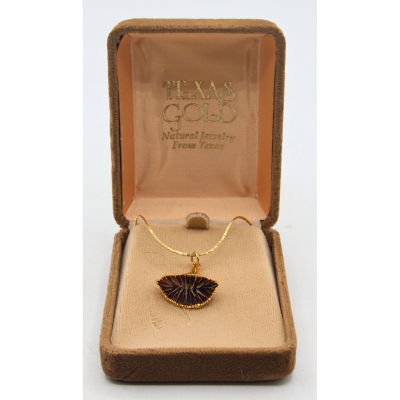 Texas Gold Vintage Coral Necklace | Please Read