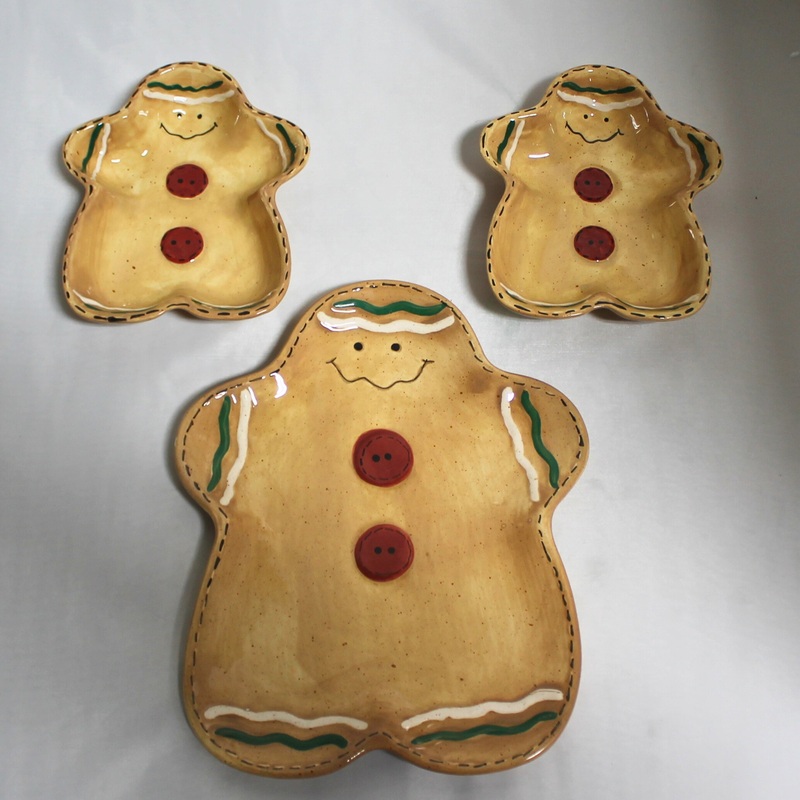 Lot of 3 La Dolce Vita: Grandma's Gingerbread Collection Plates