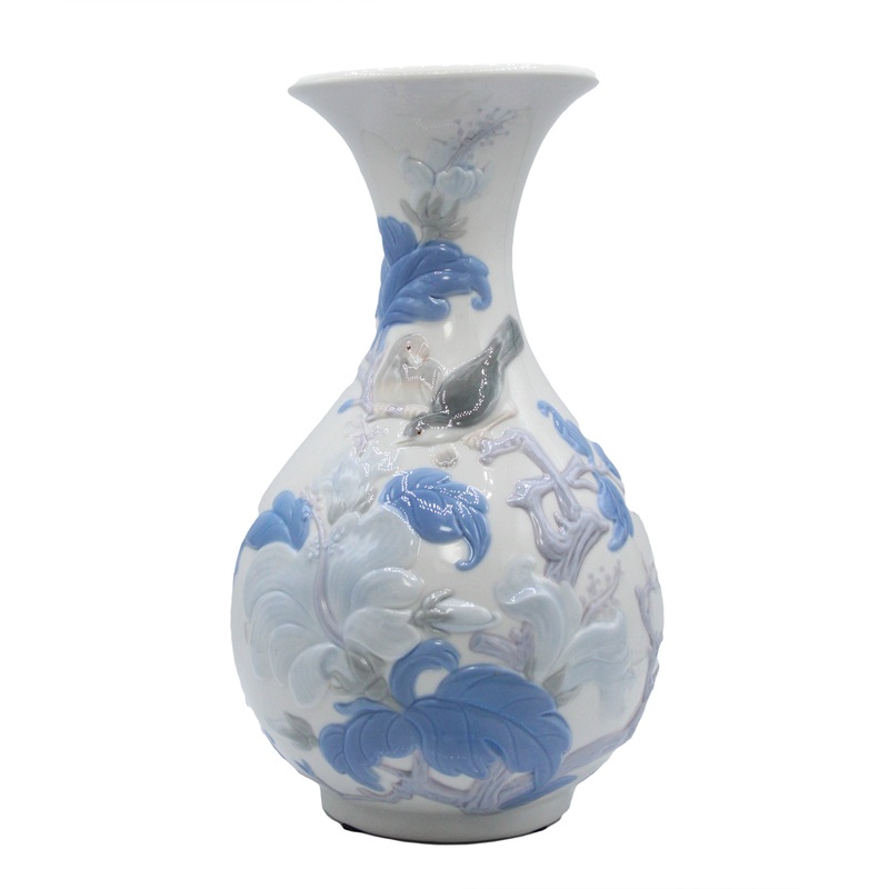 Lladr Figurine: 4691.3 Flower Vase with Sparrows