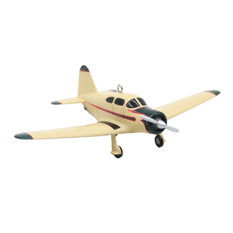 Hallmark Ornament: 2018 Harlow PJC-2 | QX9286 | Sky's the Limit
