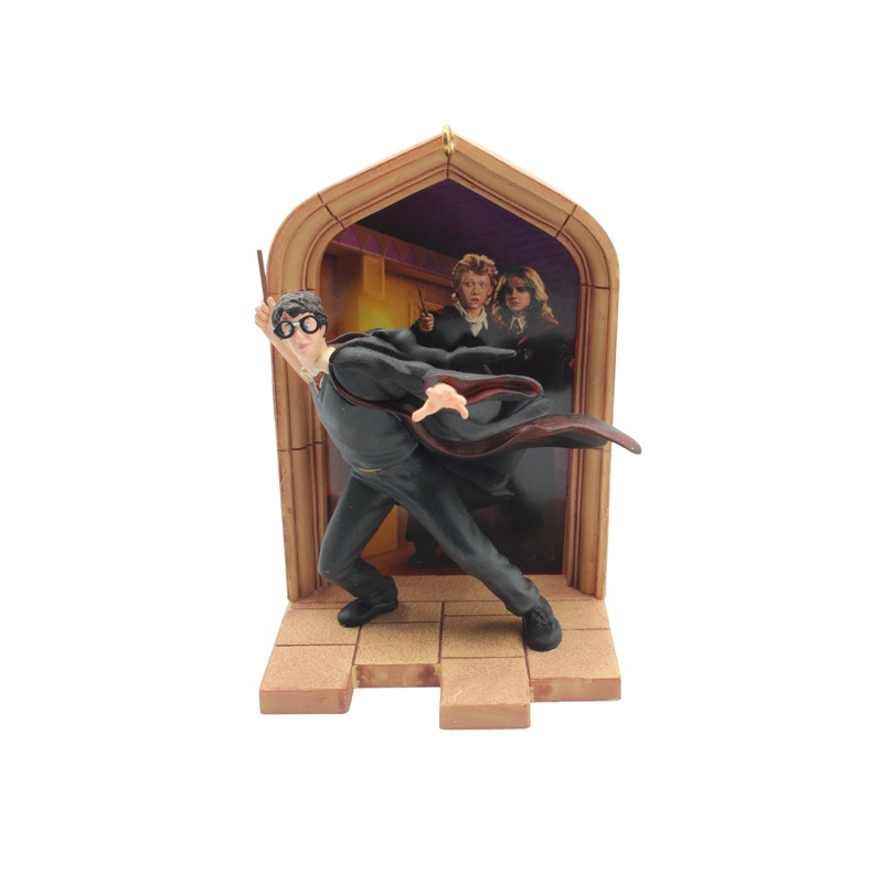 Hallmark Ornament: 2006 Creeping Along the Corridors | QXI6156 | Harry Potter