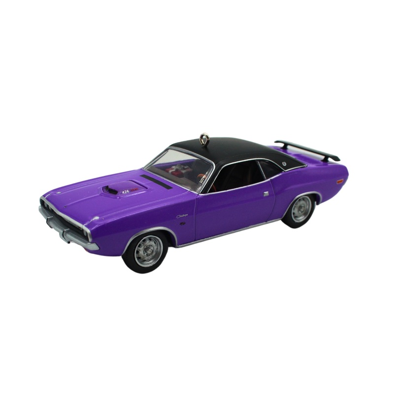 Hallmark Ornament: 2022 Dodge Challenger R/T-SE | 1970 | QXR9176 | Dodge