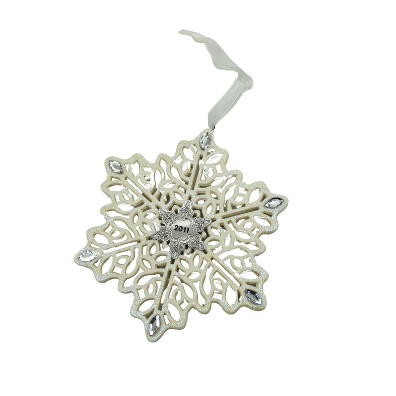 Hallmark Ornament: 2011 Snowflake  | QXG3519