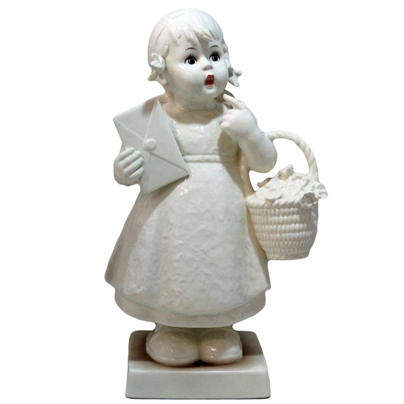 Hummel Figurine: Meditation - White ceramic - 13/V-whIte