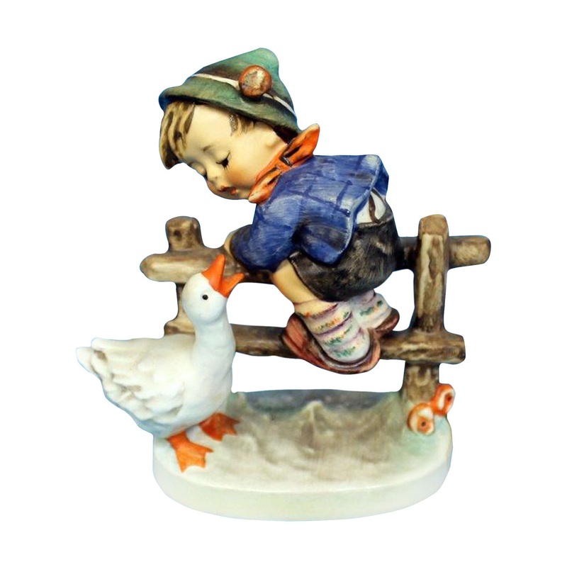 Hummel Figurine: Barnyard Hero - 195/2/0