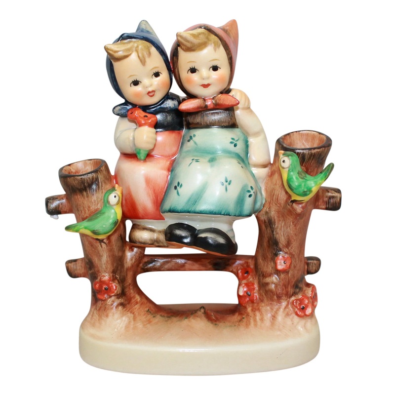 Hummel Figurine: Coquettes - 179
