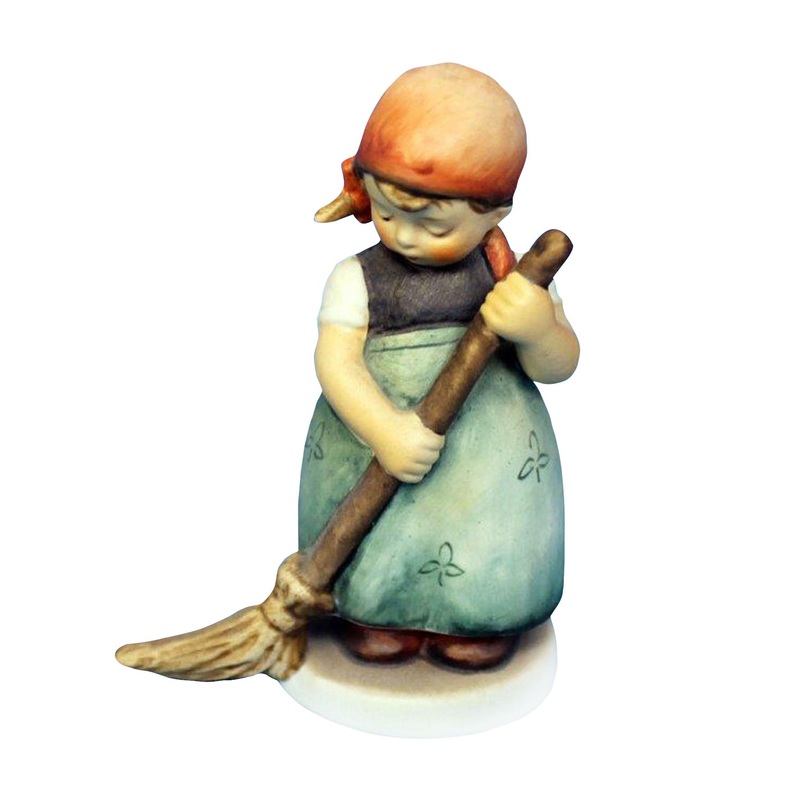 Hummel Figurine: Little Sweeper - 171/4/0