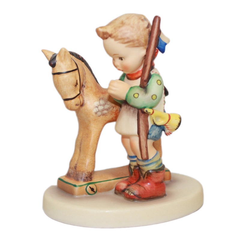 Hummel Figurine: Prayer Before Battle - 20