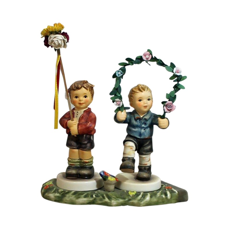 Hummel Figurine: Spring Step & Spring Gifts - Set With Base - 2242