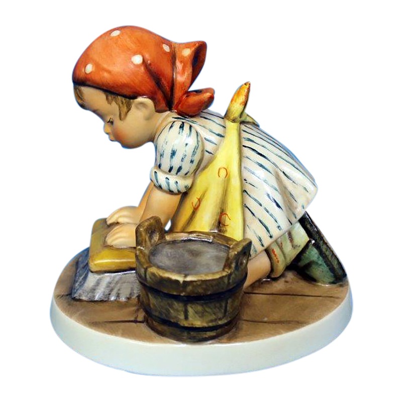 Hummel Figurine: Big Housecleaning - 363