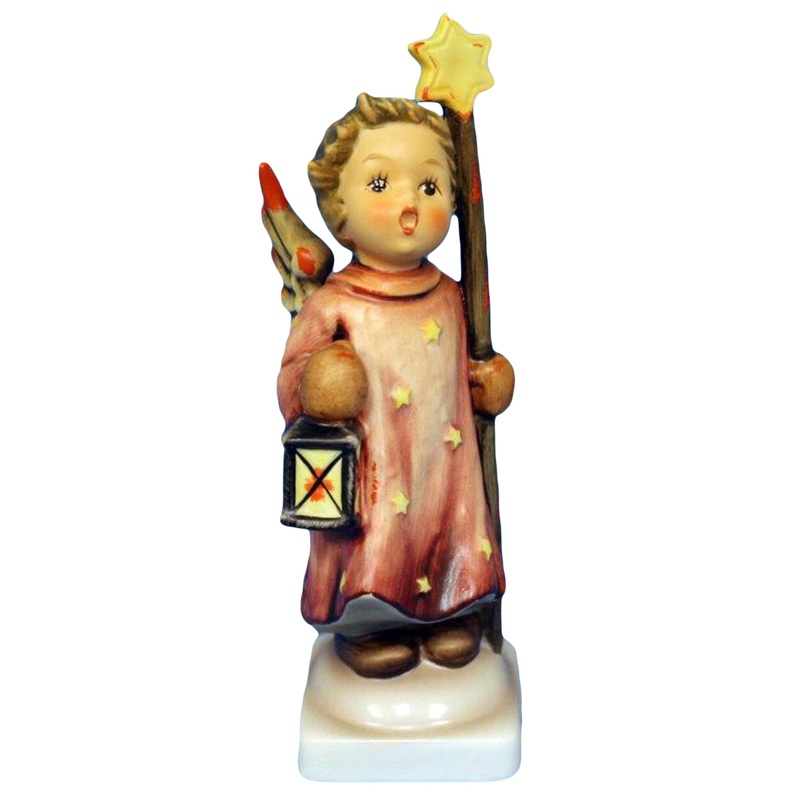 Hummel Figurine: Christmas Song - 343