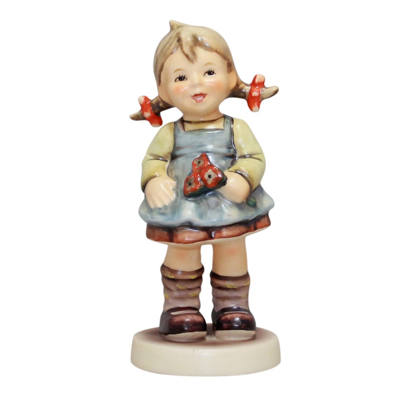 Hummel Figurine: Flower Girl - 548