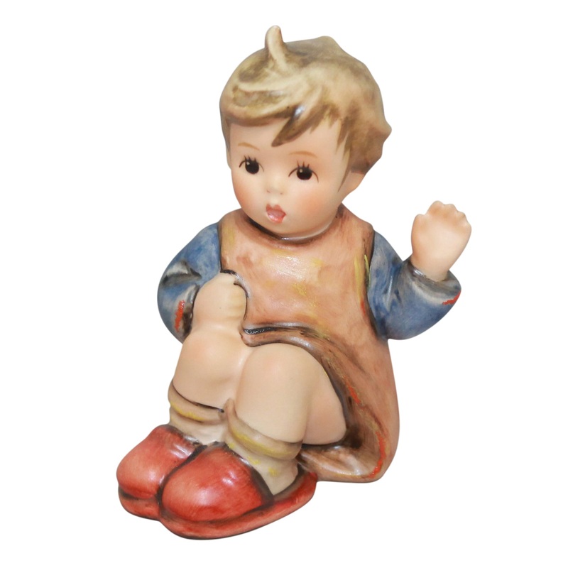 Hummel Figurine: I'm Here - 478