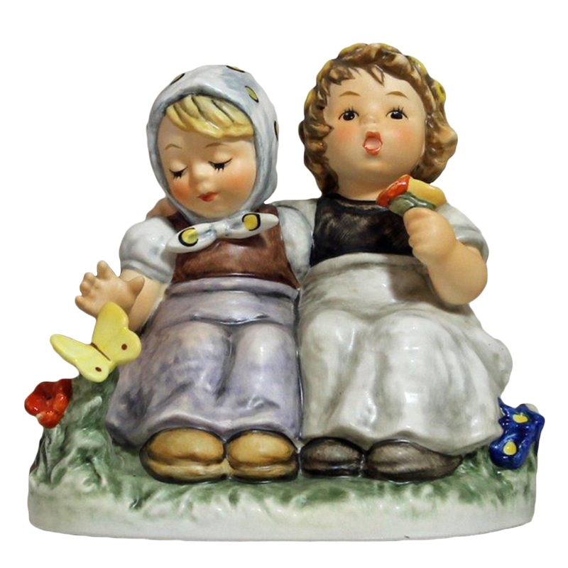 Hummel Figurine: Pleasant Moment - 425