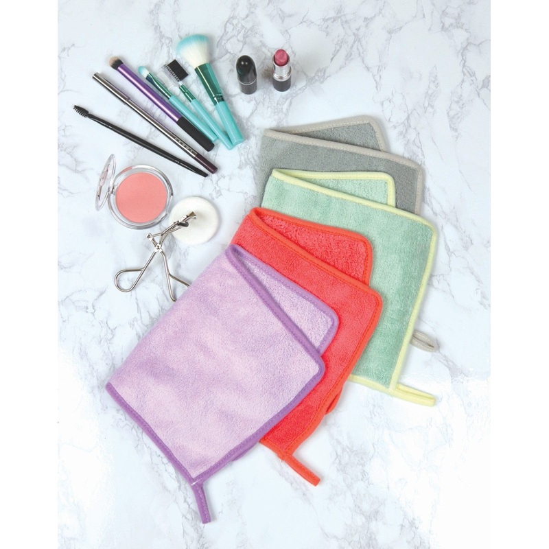 In The Clear Makeup Removing Towel