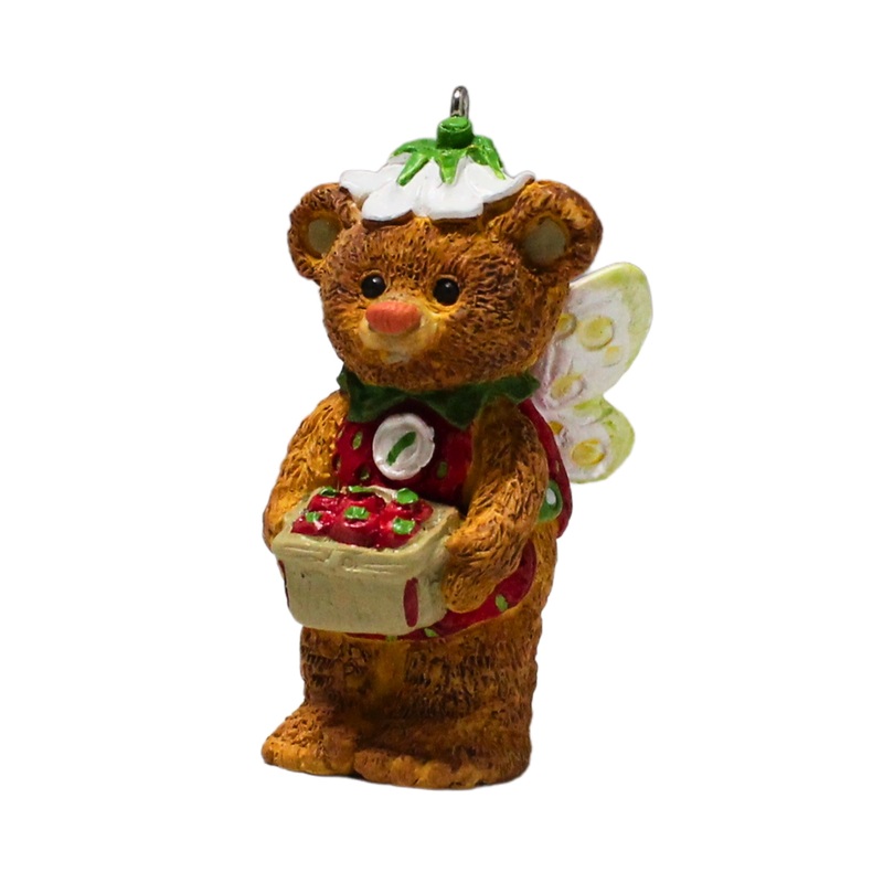 Hallmark Ornament: 1999 Strawberry | QEO8369