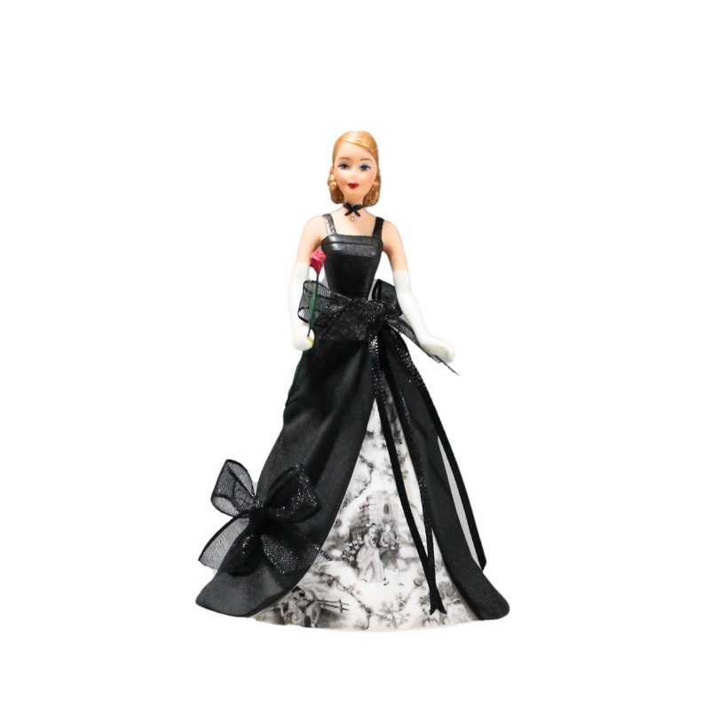 Hallmark Ornament: 2005 Barbie Ornament Club Exclusive | QXC5008